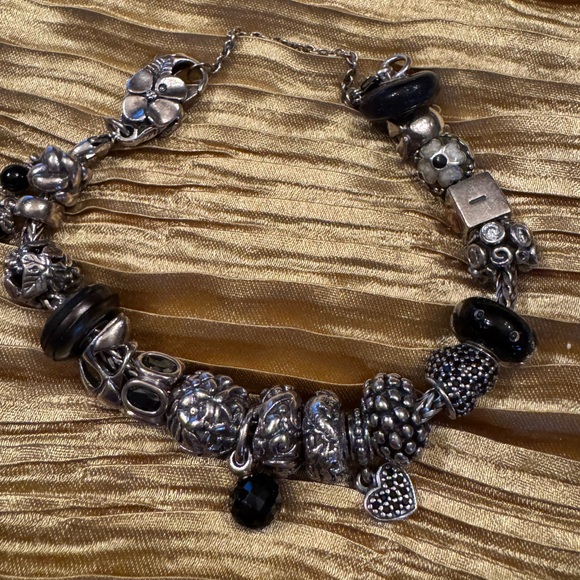 Troll Black and Silver Bracelet - Picture 8 of 14